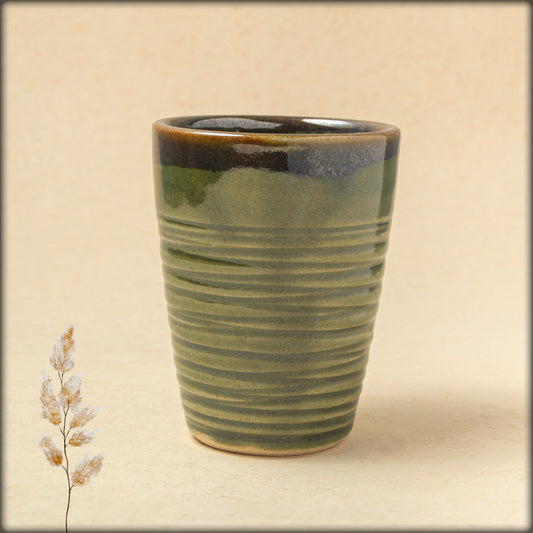 aura burgandy mug